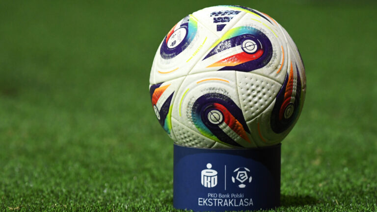 2026.03.21 Bialystok Pilka nozna PKO Ekstraklasa sezon 2025/2026 Mecz 26. kolejki rozgrywek Jagiellonia Bialystok (zolto-czerwone) - Wisla Plock N/z pilka do gry futbolowka Foto Michal Kosc / PressFocus 
2026.03.21 Bialystok Football Polish PKO Ekstraklasa season 2025/2026 Jagiellonia Bialystok - Wisla Plock Credit Michal Kosc / PressFocus