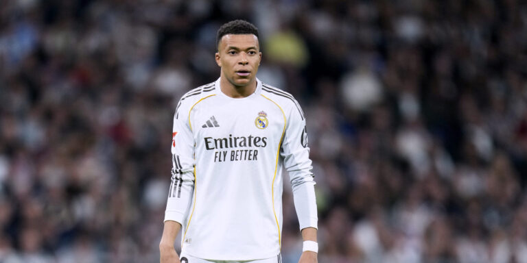 Kylian Mbappe of Real Madrid CF during the La Liga EA Sports match between Real Madrid and Atletico de Madrid played at Santiago Bernabeu Stadium on March 22, 2026 in Madrid. (Photo by Cesar Cebolla / PRESSINPHOTO)
2026.03.22 Madryt
pilka nozna liga hiszpanska
Real Madryt - Atletico Madryt
Foto pressinphoto/SIPA USA/PressFocus

!!! POLAND ONLY !!!
