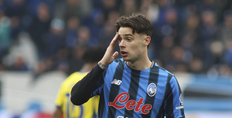 Nicola Zalewski of Atalanta BC gestures during Atalanta BC vs Hellas Verona, 30A Serie A Enilive 2025-26 game at New Balance arena in Bergamo (BG), Italy, on March 22, 2026. (Photo by Davide Casentini/IPA Sport / ipa-agency.net/IPA/Sipa USA)
2026.03.22 Bergamo
pilka nozna liga wloska
Atalanta Bergamo - Hellas Werona

Foto IPA/SIPA USA/PressFocus

!!! POLAND ONLY !!!