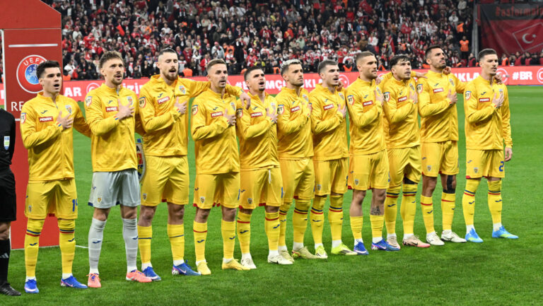 Fotbalistii romani la startul meciului de fotbal dintre Turcia si Romania, semifinala barajului pentru Campionatul Mondial 2026, desfasurata pe Stadionul Besiktas Park, joi 26 martie 2026. Istanbul *** Romanian football players at the start of the football match between Turkey and Romania, 2026 World Cup play-off semi-final, at Besiktas Park Stadium, Thursday, March 26, 2026 Istanbul Copyright: xRazvanxPasarica/SPORTxPICTURESx
2026.03.26 Stambul
pilka nozna , eliminacje , kwalifikacje do mistrzostw swiata
Turcja - Rumunia
Foto IMAGO/PressFocus

!!! POLAND ONLY !!!