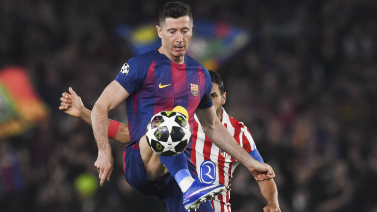 UEFA Champions League 2025 2026 quarter-final, FC Barcelona, Barca Atletico de Madrid, at Estadio Campo Nou in Barcelona Spain April 08, 2026, Barcelona, Barcelona, Spain: Robert Lewandowski of FC Barcelona during the UEFA Champions League 2025 2026 quarter-final, FC Barcelona Atletico de Madrid, at Estadio Campo Nou in Barcelona Spain Barcelona Barcelona Spain *** UEFA Champions League 2025 2026 quarter final, FC Barcelona Atletico de Madrid, at Estadio Campo Nou in Barcelona Spain April 08, 2026, Barcelona, Barcelona, Spain Robert Lewandowski of FC Barcelona during the UEFA Champions League 2025 2026 quarter final, FC Barcelona Atletico de Madrid, at Estadio Campo Nou in Barcelona Spain Barcelona Barcelona Barcelona Spain Copyright: xPACOxLARGOx
2026.04.08 Barcelona
pilka nozna , Liga Mistrzow
FC Barcelona - Atletico Madryt
Foto IMAGO/PressFocus

!!! POLAND ONLY !!!