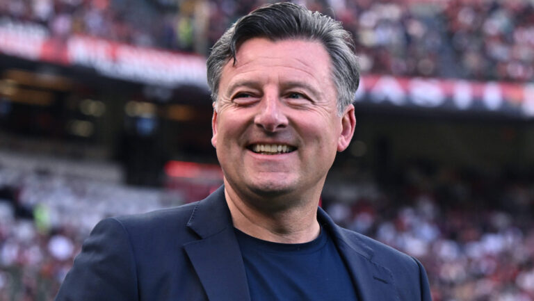 Db Milano 11/04/2026 - campionato di calcio serie A / Milan-Udinese / foto Daniele Buffa/Image nella foto: Kosta Runjaic PUBLICATIONxNOTxINxITA
2026.04.11 Mediolan
pilka nozna , liga wloska
AC Milan - Udinese Calcio 
Foto IMAGO/PressFocus

!!! POLAND ONLY !!!