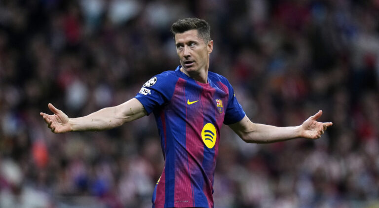 Robert Lewandowski of FC Barcelona during the UEFA Champions League match, Quarter-Finals, second leg, between Atletico de Madrid and FC Barcelona played at Riyadh Metropolitano Stadium on April 14, 2026 in Madrid. (Photo by Cesar Cebolla / PRESSINPHOTO)
2026.04.14 Madryt
pilka nozna Liga Mistrzow
Atletico Madryt - FC Barcelona
Foto pressinphoto/SIPA USA/PressFocus

!!! POLAND ONLY !!!