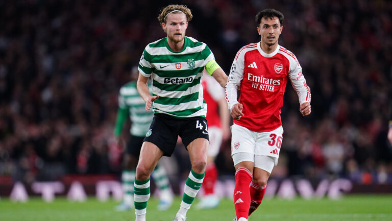 Martin Zubimendi of Arsenal and Morten Hjulmand of Sporting CP during the UEFA Champions League Quarter Finals match Arsenal vs Sporting CP at Arsenal stadium, London, United Kingdom on 15 April 2026

(Photo by Harvey Murphy/News Images) in ,  on 4/15/2026. (Photo by Harvey Murphy/News Images/Sipa USA)
2026.04.15 Londyn
pilka nozna liga mistrzow
Arsenal Londyn - Sporting Lizbona

Foto News Images/SIPA USA/PressFocus

!!! POLAND ONLY !!!