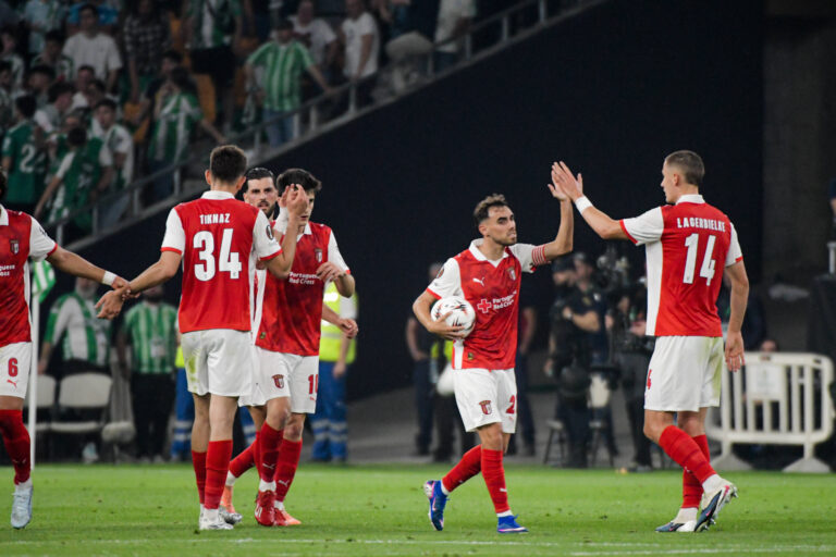 Real Betis Balompie v SC Braga - UEFA Europa League SEVILLA, SPAIN - APRIL 16: SC Braga players celebrate his goal during the UEFA Europa League 2025/26 Quarter-Final match between SC Braga and Real Betis Balompie at Estadio Estadio La Cartuja on April 16, 2026 in Sevilla, Spain Photo by Samuel Carreno Sevilla Sevilla Andalucia Spain Copyright: xSamuelxCarrenox 000_2410
2026.04.16 Sewilla
pilka nozna liga europy
Real Betis Sewilla - SC Braga
Foto IMAGO/PressFocus

!!! POLAND ONLY !!!