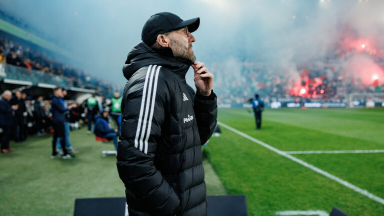 2026.04.17 Warszawa
Pilka nozna PKO Ekstraklasa sezon 2025/2026
Legia Warszawa - KGHM Zaglebie Lubin
N/z Marek Papszun (Trener Head Coach)
Foto Tomasz Folta / PressFocus

2026.04.17 Warszawa
Football PKO Ekstraklasa season 2025/2026
Legia Warszawa - KGHM Zaglebie Lubin
Marek Papszun (Trener Head Coach)
Credit: Tomasz Folta / PressFocus