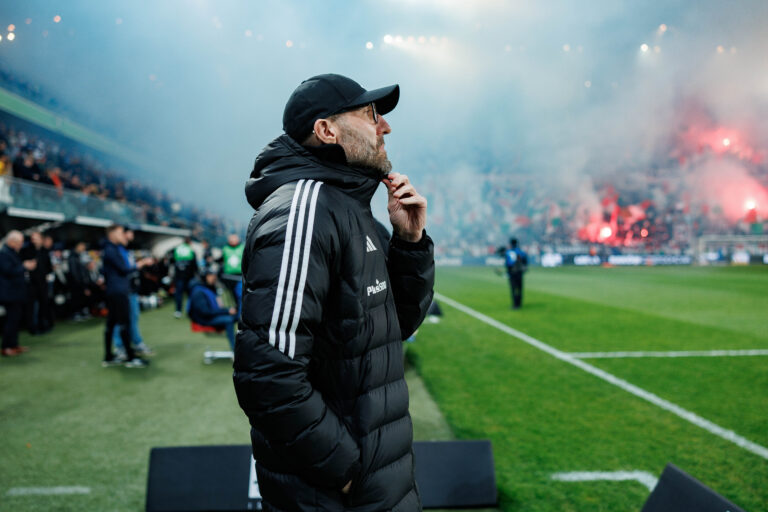 2026.04.17 Warszawa
Pilka nozna PKO Ekstraklasa sezon 2025/2026
Legia Warszawa - KGHM Zaglebie Lubin
N/z Marek Papszun (Trener Head Coach)
Foto Tomasz Folta / PressFocus

2026.04.17 Warszawa
Football PKO Ekstraklasa season 2025/2026
Legia Warszawa - KGHM Zaglebie Lubin
Marek Papszun (Trener Head Coach)
Credit: Tomasz Folta / PressFocus
