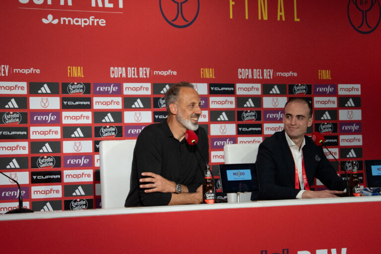 Real Sociedad head coach, Pellegrino Matarazzo,  during the press conference after winning the Copa del Rey final between Atletico de Madrid and Real Sociedad at the Estadio La Cartuja in Seville, Spain (Photo by Andres Lopez Sheridan / SPP/Sipa USA)
2026.04.18 Madryt
pilka nozna  Puchar Krola
Atletico Madryt - Real Sociedad San Sebastian

Foto SPP/SIPA USA/PressFocus

!!! POLAND ONLY !!!