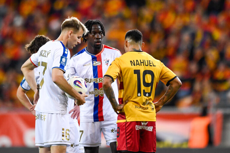 2026.04.24 Bialystok
pilka nozna PKO Ekstraklasa sezon 2025/2026
Jagiellonia Bialystok - Gornik Zabrze 
N/z Yvan Ikia Dimi, Nahuel Leiva
Foto Weronika Morciszek / PressFocus

2026.04.24 Bialystok
Football - Polish PKO Ekstraklasa season 2025/2026
Jagiellonia Bialystok - Gornik Zabrze 
Yvan Ikia Dimi, Nahuel Leiva
Credit: Weronika Morciszek / PressFocus