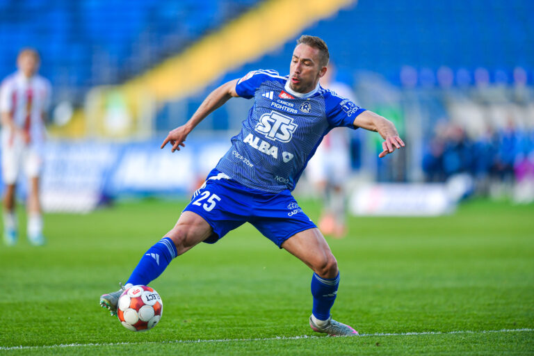 2026.04.27 Chorzow
Pilka nozna Pierwsza Liga Betclic 1 Liga Sezon 2025/2026
Ruch Chorzow - Pogon Grodzisk Mazowiecki
N/z Denis Ventura
Foto Marcin Bulanda / PressFocus

2026.04.27 Chorzow
Football Polish Betclic First I League Season 2025/2026
Ruch Chorzow - Pogon Grodzisk Mazowiecki
Denis Ventura
Credit: Marcin Bulanda / PressFocus