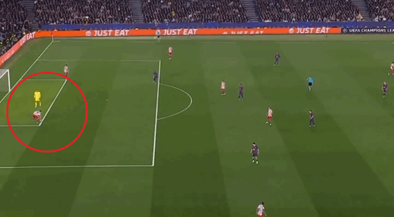 Potężna kontrowersja w meczu Barcelony z Atletico. Sędziowie nie zauważyli ręki?