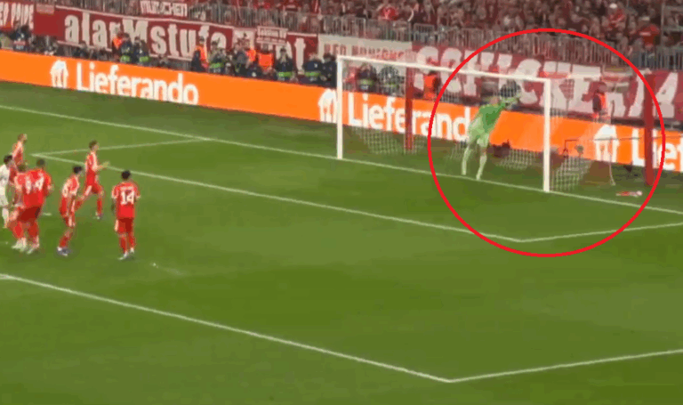 Gol Ardy Gulera bezpośrednio z rzutu wolnego! [WIDEO]