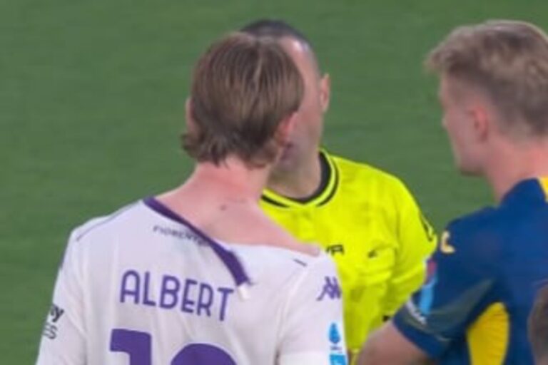 Wielka awantura w Serie A! Rozdarte koszulki i dwie czerwone kartki [WIDEO]