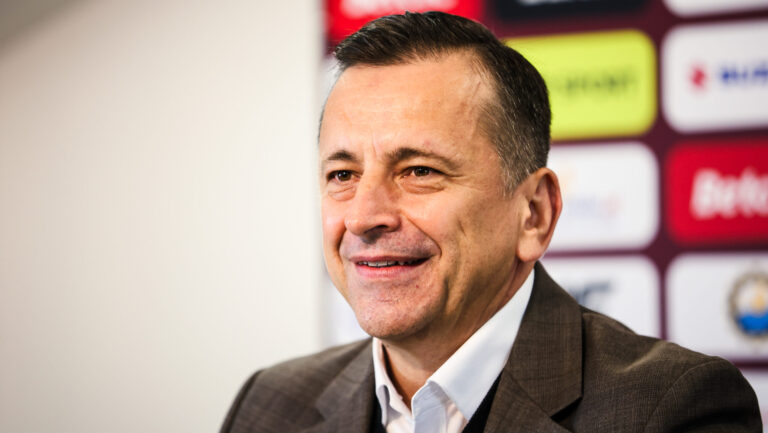 2025.09.30 Mielec
Pilka nozna Betclic 1 Liga Sezon 2025/2026
Ireneusz Mamrot trenerem Stali Mielec
N/z Jacek Klimek
Foto Marta Badowska / PressFocus

2025.09.30 Mielec
Football Polish Betclic 1 League 2025/2026
Jacek Klimek
Credit: Marta Badowska / PressFocus