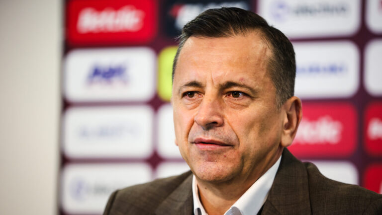 2025.09.30 Mielec
Pilka nozna Betclic 1 Liga Sezon 2025/2026
Ireneusz Mamrot trenerem Stali Mielec
N/z Jacek Klimek
Foto Marta Badowska / PressFocus

2025.09.30 Mielec
Football Polish Betclic 1 League 2025/2026
Jacek Klimek
Credit: Marta Badowska / PressFocus