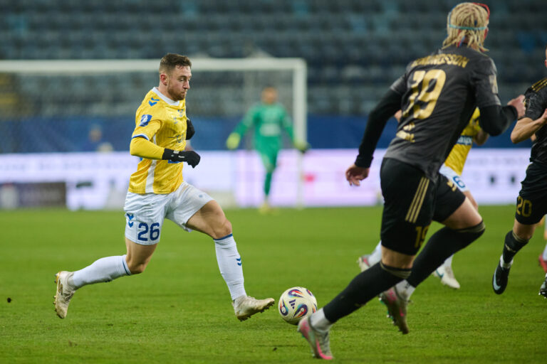 2025.11.08 Lublin pilka nozna PKO Ekstraklasa sezon 2025/2026 
Motor Lublin - Wisla Plock
N/z  Michal Krol
Foto Ireneusz Wnuk / PressFocus

2025.11.08 Lublin Football - Polish PKO Ekstraklasa season 2025/2026 
Motor Lublin - Wisla Plock
Michal Krol
Credit: Ireneusz Wnuk / PressFocus