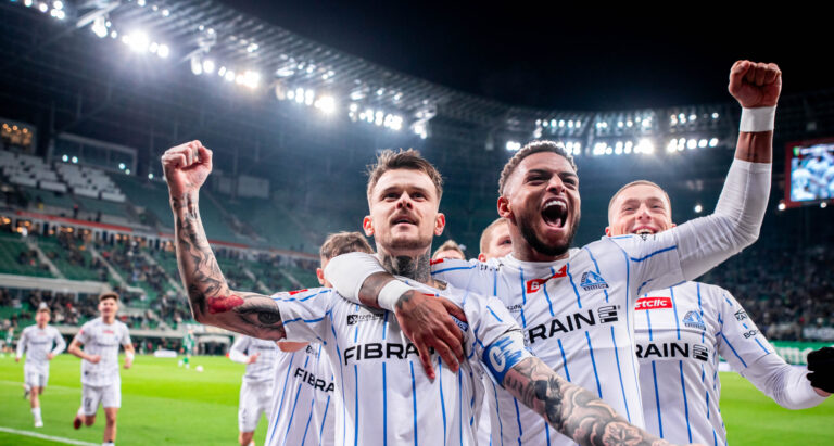 2025.12.08 Wroclaw
Betclic 1.Liga sezon 2025/2026
Slask Wroclaw - Stal Rzeszow
N/z gol radosc bramka goal Sebastien Thill
Foto Mateusz Porzucek PressFocus

2025.12.08 Wroclaw
Football Polish Second division season 2025/2026
Slask Wroclaw - Stal Rzeszow
gol radosc bramka goal Sebastien Thill
Credit: Mateusz Porzucek PressFocus