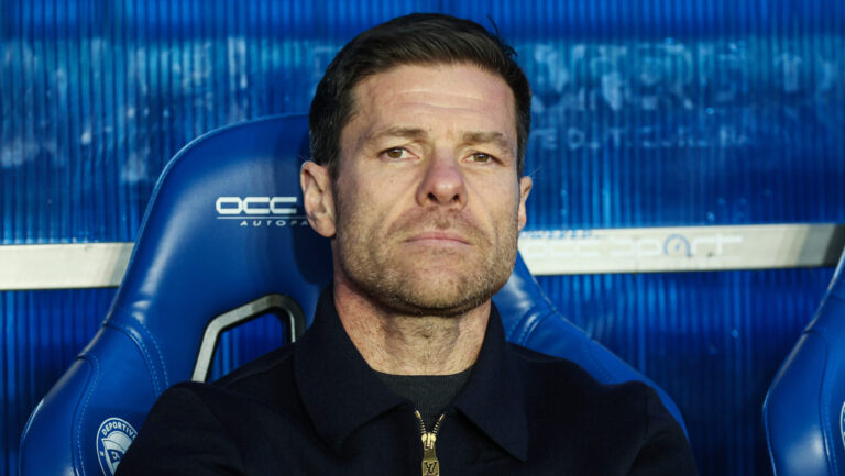 Xabi Alonso, head coach of Real Madrid during the Spanish championship LaLiga football match between Deportivo Alaves and Real Madrid on 14 December 2025 at Mendizorroza Stadium in Vitoria, Spain (Photo by /Sipa USA)
2025.12.14 Vitoria-Gasteiz
pilka nozna liga hiszpanska
Deportivo Alaves - Real Madryt

Foto IPA/SIPA USA/PressFocus

!!! POLAND ONLY !!!