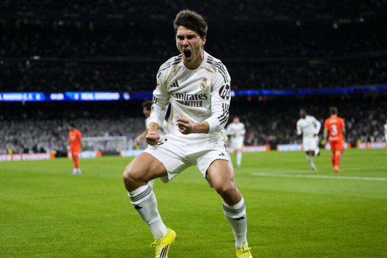 Gonzalo Garcia of Real Madrid CF celebrates after scoring goal at minute 5 during the La Liga EA Sports match between Real Madrid CF and Real Sociedad played at Santiago Bernabeu Stadium on February 14, 2026 in Madrid. (Photo by Cesar Cebolla / PRESSINPHOTO)
2026.02.14 Madryt
pilka nozna liga hiszpanska
Real Madryt - Real Sociedad San Sebastian
Foto pressinphoto/SIPA USA/PressFocus

!!! POLAND ONLY !!!