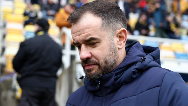 2026.02.22 Gdynia Pilka nozna PKO BP Ekstraklasa sezon 2025/2026 Arka Gdynia - GKS Katowice N/z Veljko Nikitovic Foto Piotr Matusewicz / PressFocus

2026.02.22 Gdynia
Football Polish PKO BP Ekstraklasa season 2025/2026 
Arka Gdynia - GKS Katowice 
Veljko Nikitovic 
Credit: Piotr Matusewicz / PressFocus