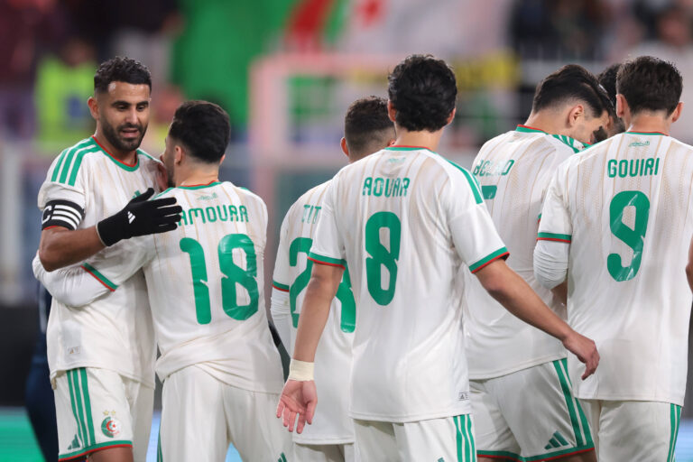 Genoa, Italy, 27th March 2026. Riyad Mahrez of Algeria celebrates with team mates after scoring a penalty to give the side a 2-0 lead during the Algeria vs Guatemala International Friendly, Länderspiel, Nationalmannschaft match at Luigi Ferraris, Genoa. Picture credit should read: Jonathan Moscrop / Sportimage EDITORIAL USE ONLY. No use with unauthorised audio, video, data, fixture lists, club/league logos or live services. Online in-match use limited to 120 images, no video emulation. No use in betting, games or single club/league/player publications. SPI_082_JM_ALGERIA_GUATEMALA SPI-4624-0082
2026.03.27 Genua
pilka nozna miedzynarodowy mecz towarzyski
Algieria - Gwatemala
Foto IMAGO/PressFocus

!!! POLAND ONLY !!!