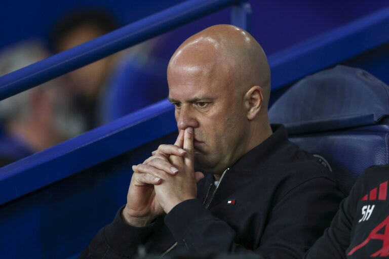 Paris Saint-Germain v Liverpool, UEFA Champions League Liverpool Manager Arne Slot NED during the Paris Saint-Germain v Liverpool UEFA Champions League Quarter-Final, 1st Leg match at Parc de Princes, Paris, France on 8 April 2026 Credit: Ian Stephen/Every Second Media Editorial use only. All images are copyright Every Second Media Limited. No images may be reproduced without prior permission. Copyright: xIMAGO/EveryxSecondxMediax ESM-1895-0045 IanxStephenx/xEveryxSecondxMediax
2026.04.08 Paryz
pilka nozna , Liga Mistrzow
Paris Saint-Germain - FC Liverpool
PSG
Foto IMAGO/PressFocus

!!! POLAND ONLY !!!