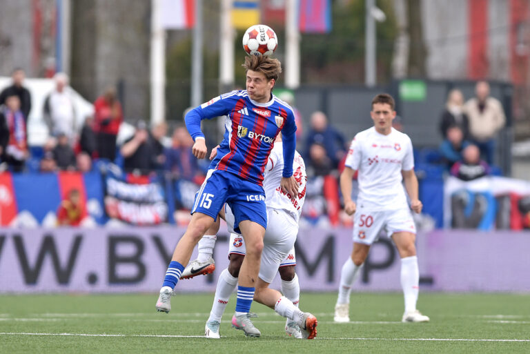 2026.04.12 Bytom
Pilka nozna , Betclic I liga , sezon 2025/26
Polonia Bytom - Wisla Krakow
N/z Oliwier Kwiatkowski, Kacper Duda
Foto Krzysztof Porebski / PressFocus

2026.04.12 Bytom
Football , Polish league, second level , 2025/2026 season
Polonia Bytom - Wisla Krakow
Oliwier Kwiatkowski, Kacper Duda
Credit: Krzysztof Porebski / PressFocus
