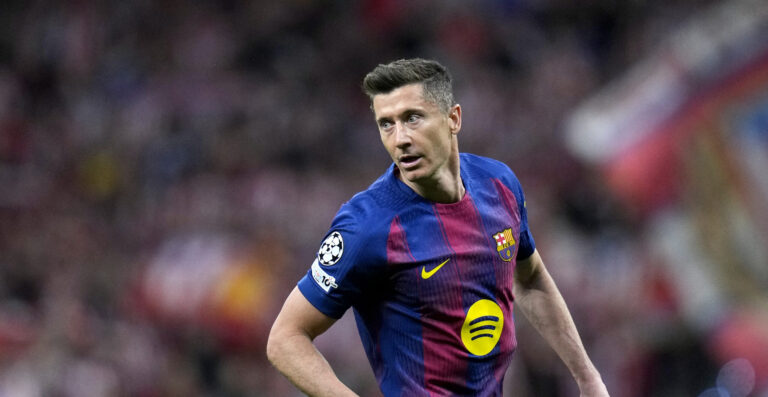 Robert Lewandowski of FC Barcelona during the UEFA Champions League match, Quarter-Finals, second leg, between Atletico de Madrid and FC Barcelona played at Riyadh Metropolitano Stadium on April 14, 2026 in Madrid. (Photo by Cesar Cebolla / PRESSINPHOTO)
2026.04.14 Madryt
pilka nozna Liga Mistrzow
Atletico Madryt - FC Barcelona
Foto pressinphoto/SIPA USA/PressFocus

!!! POLAND ONLY !!!