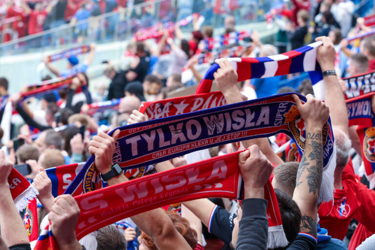 2026.04.19 Chorzow
Pilka nozna Betclic 1 Liga Sezon 2025/2026 Mecz Mistrzow 
Ruch Chorzow - Wisla Krakow
N/z kibice, doping, trybuny
Foto Sebastian Sienkiewicz / PressFocus

2026.04.19 Chorzow
Football - Polish Betclic 1 Liga Season 2025/2026 Match of Champions
Ruch Chorzow - Wisla Krakow
kibice, doping, trybuny
Credit: Sebastian Sienkiewicz / PressFocus