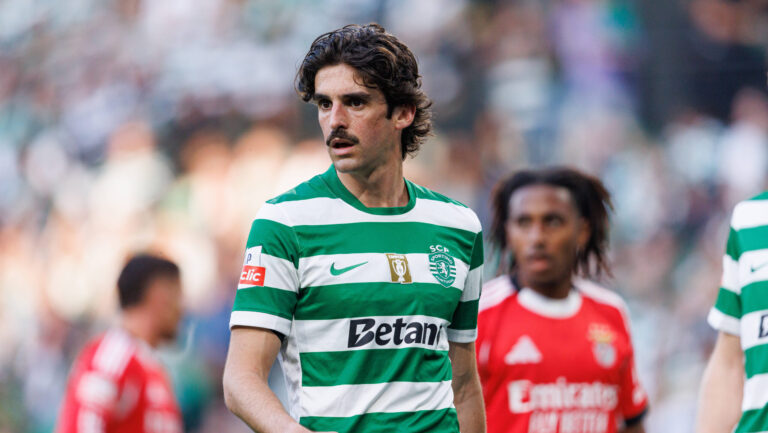 Francisco Trincao seen during Liga Portugal game between teams of Sporting CP and SL Benfica at Estadio Jose Alvalade Maciej Rogowski/Ball Raw Images PT Lisbon Estadio Jose Alvalade Portugal Copyright: xMaciejxRogowskix MaciejRogowskiSportingBenfica2526495
2026.04.19 Lizbona
pilka nozna , liga portugalska
Sporting Lizbona - Benfica Lizbona
Foto IMAGO/PressFocus

!!! POLAND ONLY !!!