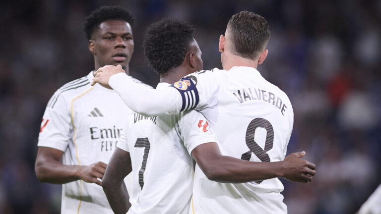 Real Madrid CF’s Vinicius Junior (l) and Fede Valverde celebrate a goal during La Liga match. April 21, 2026 (ALTERPHOTOS/Ropero)
2026.04.21 Madryt
pilka nozna liga hiszpanska
Real Madryt - Deportivo Alaves
Foto Alter Photos/SIPA USA/PressFocus

!!! POLAND ONLY !!!