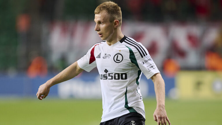 2026.05.01 Warszawa
Pilka Nozna
PKO Ekstraklasa sezon 2025/2026
Legia Warszawa - Widzew Lodz
N/z Patryk Kun
Foto Radoslaw Makuch / PressFocus

2026.05.01 Warsaw
Football
Polish PKO Ekstraklasa season 2025/2026
Legia Warsazwa - Widzew Lodz
Patryk Kun
Credit:- GKS Katowice interesuje się Patrykiem Kunem. Piłkarz od dawna jest łączony z Wisłą Płock, ale na ten moment jego wymagania finansowe są wysokie. GieKSa może liczyć się w tej rozgrywce - poinformował Włodarczyk.


 
Czytaj dalej pod linkiem: https://www.meczyki.pl/newsy/pilka-nozna/sa-chetni-na-patryka-kuna-moze-zagrac-w-pucharach-nasz-news/303984