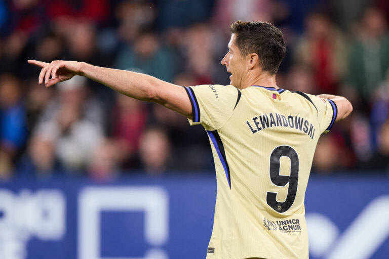 CA Osasuna v FC Barcelona, Barca - LaLiga EA Sports Robert Lewandowski of FC Barcelona reacts during the LaLiga EA Sports match between CA Osasuna and FC Barcelona at El Sadar on May 2, 2026, in Pamplona, Spain. Pamplona El Sadar Navarra Spain RL_CAOvFCB_000029 Copyright: xRicardoxLarreinax
2026.05.02 Pampeluna
pilka nozna , liga hiszpanska
Osasuna Pampeluna - FC Barcelona
Foto IMAGO/PressFocus

!!! POLAND ONLY !!!
