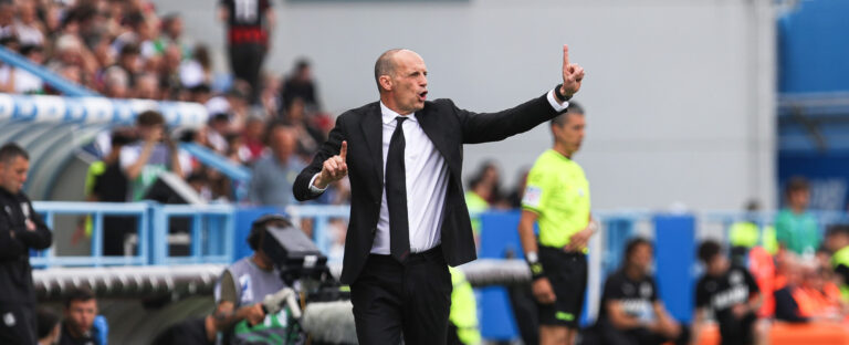 Massimiliano Allegri, head coach of AC Milan gestures during the serie A match between US Sassuolo Calcio and AC Milan at Mapei stadium - Citta del Tricolore in Reggio Emilia (Italy), May 3, 2026./Sipa USA *** No Sales in France and Italy ***
2026.05.03 Reggio Emilia 
pilka nozna liga wloska
US Sassuolo Calcio - AC Milan

Foto Insidefoto/SIPA USA/PressFocus

!!! POLAND ONLY !!!