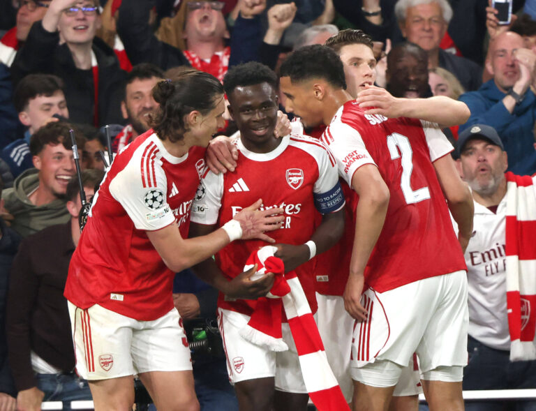 Bukayo Saka A is congratulated after scoring the first Arsenal goal 1-0 at the Arsenal v Atletico Madrid UEFA Champions League semi-final 2nd leg match, at the Emirates Stadium, London, UK on 5th May, 2026. PUBLICATIONxNOTxINxUK .
2026.05.05 Londyn
pilka nozna liga mistrzow
Arsenal Londyn - Atletico Madryt

Foto IMAGO/PressFocus

!!! POLAND ONLY !!!