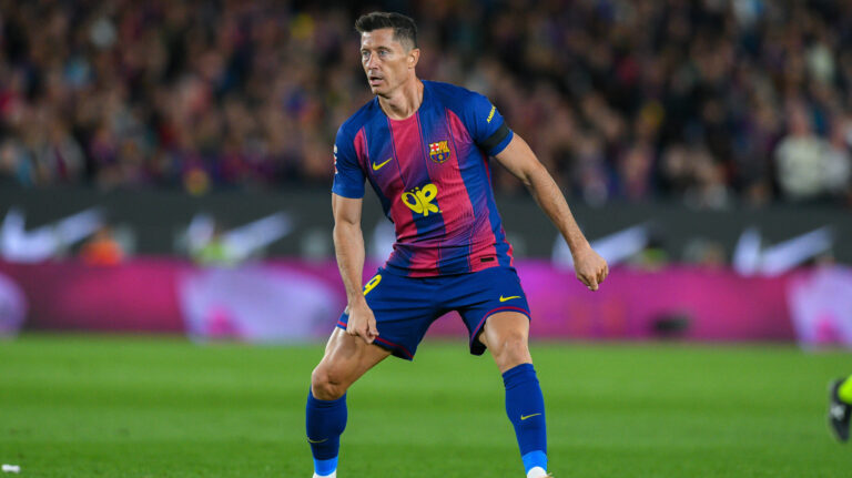 FC Barcelona, Barca v REAL MADRID SPOTIFY CAMP NOU. BARCELONA May 10,2026 FC BARCELONA vs REAL MADRID MAY 10 ,2026 Robert Lewandowski 9 of FC Barcelona during the match between FC Barcelona and Real Madrid corresponding to the thirty-five day of La Liga EA Sports at at Spotify Camp Nou in Barcelona, Spain. Barcelona ESP Copyright: xS.xRosx
2026.05.10 Barcelona
pilka nozna liga hiszpanska
FC Barcelona - Real Madryt
Foto IMAGO/PressFocus

!!! POLAND ONLY !!!
