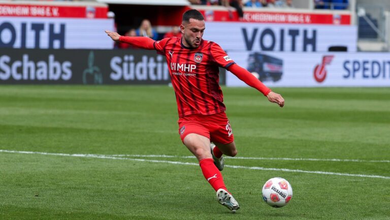 Arijon Ibrahimovic 22 1FC Heidenheim 1846 mit einer Schusschance, 1. FC Heidenheim vs. 1. FSV Mainz 05, Fussball, Maenner, Bundesliga, DFL, Saison 2025/2026, 34. Spieltag, Rueckrunde, 16.05.2026 DFB regulations prohibit any use of photographs as image sequences and/or quasi-video Heidenheim Baden-Wuerttemberg Deutschland *** Arijon Ibrahimovic 22 1FC Heidenheim 1846 with a shooting chance, 1 FC Heidenheim vs 1 FSV Mainz 05, Football, Men, Bundesliga, DFL, Season 2025 2026, 34 Matchday, Second round, 16 05 2026 DFB regulations prohibit any use of photographs as image sequences and or quasi video Heidenheim Baden Wuerttemberg Germany Copyright: xkolbert-press/MartinxAguerax
2026.05.16 Heidenheim
pilka nozna liga niemiecka
1. FC Heidenheim - 1. FSV Mainz 05
Foto IMAGO/PressFocus

!!! POLAND ONLY !!!