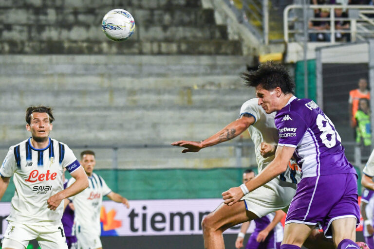 IPA84977682 - header of Giovanni Fabbian (Fiorentina) during ACF Fiorentina vs Atalanta BC, Italian soccer Serie A match in Florence, Italy, May 22 2026 (Photo by /Sipa USA)
2026.05.22 Florencja
pilka nozna liga wloska
ACF Fiorentina - Atalanta Bergamo
Foto IPA/SIPA USA/PressFocus

!!! POLAND ONLY !!!