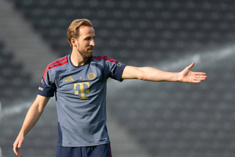 Training FC Bayern Muenchen, Harry Kane FC Bayern Muenchen, 09 GER, Abschlusstraining und Pressekonferenz am Vortag des DFB-Pokalfinale, FC Bayern Muenchen vs. VfB Stuttgart, Fussball, Herren, DFB-Pokal, Finale, Spielzeit 2025/2026, 22.05.2026, DFL/DFB REGULATIONS PROHIBIT ANY USE OF PHOTOGRAPHS AS IMAGE SEQUENCES AND/OR QUASI-VIDEO, GER, Abschlusstraining und Pressekonferenz am Vortag des DFB-Pokalfinale, FC Bayern Muenchen vs. VfB Stuttgart, Fussball, Herren, DFB-Pokal, Finale, Spielzeit 2025/2026, 22.05.2026 Berlin *** Training FC Bayern Muenchen, Harry Kane FC Bayern Muenchen, 09 GER, Final training and press conference on the day before the DFB Cup final, FC Bayern Muenchen vs VfB Stuttgart, Football, Men, DFB Cup, Final, Season 2025 2026, 22 05 2026, DFL DFB REGULATES PROHIBIT ANY USE OF PHOTOGRAPHS AS IMAGE SEQUENCES AND OR QUASI VIDEO, GER, Final training and press conference on the day before the DFB Cup final, FC Bayern Muenchen vs VfB Stuttgart, Football, Mens, DFB Cup, Final, Season 2025 2026, 22 05 2026 Berlin Copyright: xEibner-Pressefoto/WolfgangxFrankx EP_WFK
2026.05.22 Berlin
pilka nozna , Puchar Niemiec , final
Przygotowania do finalu Pucharu Niemiec
Foto IMAGO/PressFocus

!!! POLAND ONLY !!!
