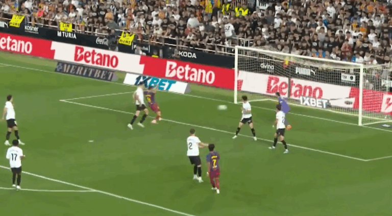 Ostatni gol Roberta Lewandowskiego w FC Barcelonie [WIDEO]