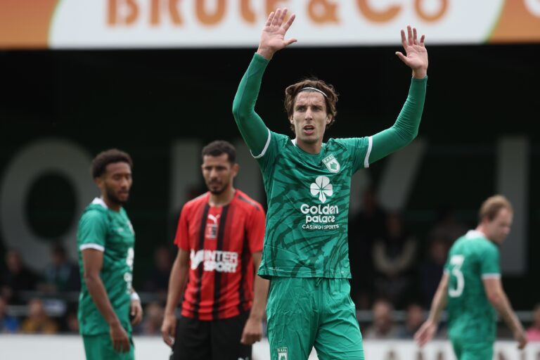 RAAL's Maxence Maisonneuve pictured during a friendly soccer match between RAAL La Louviere and French team US Boulogne, Saturday 13 July 2024, in La Louviere, in preparation of the upcoming 2024-2025 season. BELGA PHOTO BRUNO FAHY (Photo by BRUNO FAHY/Belga/Sipa USA)
2024.07.13 La Louviere
pilka nozna sparing mecz towarzyski
RAAL La Louviere - US Boulogne
Foto Belga/SIPA USA/PressFocus

!!! POLAND ONLY !!!