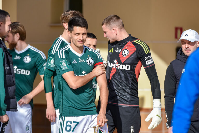2025.01.19 Oliva Hiszpania
pilka nozna zgrupowanie oobz sparing mecz towarzyski
Legia Warszawa - Stal Mielec
N/z Bartosz Kapustka Gabriel Kobylak
Foto Wojciech Dobrzynski / Legionisci.com / PressFocus

2025.01.19 Oliva Spain
football preseaason camp friendly match
Legia Warsaw - Stal Mielec

Credit: Wojciech Dobrzynski / Legionisci.com / PressFocus