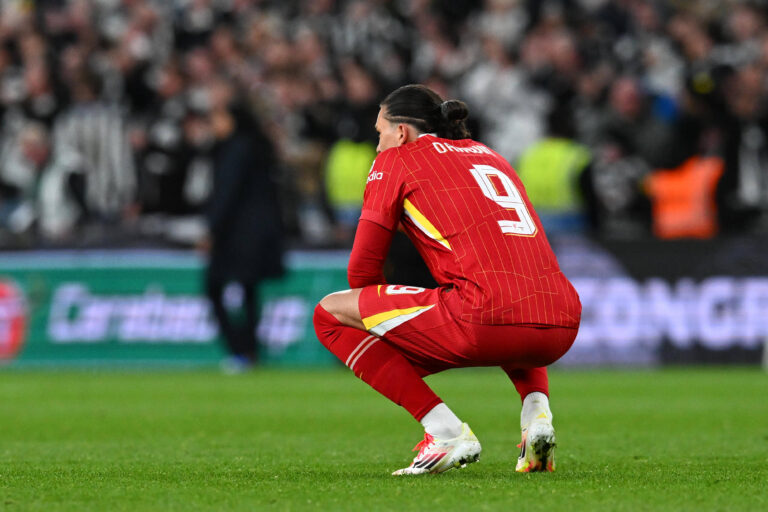 Liverpool v Newcastle United EFL Cup 16/03/2025. Cup Final Darwin Nunez 9 of Liverpool looks dejected at full time after losing 2-1 during the EFL Carabao Cup Final match between Liverpool and Newcastle United at Wembley Stadium, London, England on 16 March 2025. London Wembley Stadium Greater London England Editorial use only DataCo restrictions apply See www.football-dataco.com , Copyright: xGrahamxHuntx PSI-21648-0378
2025.03.16 Londyn
pilka nozna , Puchar Ligi Angielskiej , final
FC Liverpool - Newcastle United
Foto IMAGO/PressFocus

!!! POLAND ONLY !!!