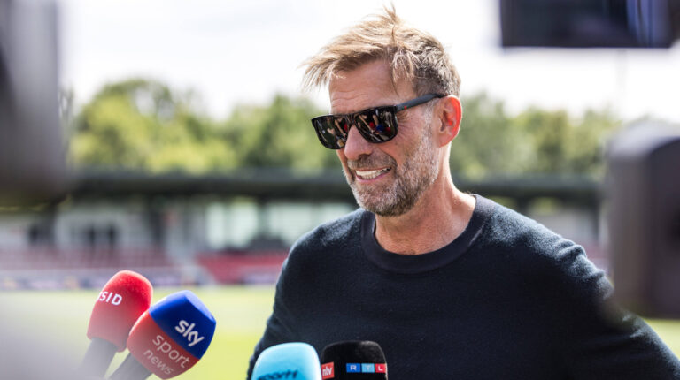 GER, Trainingsauftalkt von RB Leipzig / 14.07.2025, Trainingszentrum am Cottaweg, Leipzig, GER, Trainingsauftalkt von RB Leipzig Jurgen Klopp, Global Head of Soccer Red Bull  *** GER, RB Leipzig training seminar 14 07 2025, Training center at Cottaweg, Leipzig, GER, RB Leipzig training seminar Jurgen Klopp, Global Head of Soccer Red Bull  nordphotoxGmbHxx/xAlexanderxTrienitz nph00051
2025.07.14 Lipsk
pilka nozna , liga niemiecka
RB Lipsk - trening
Foto IMAGO/PressFocus

!!! POLAND ONLY !!!