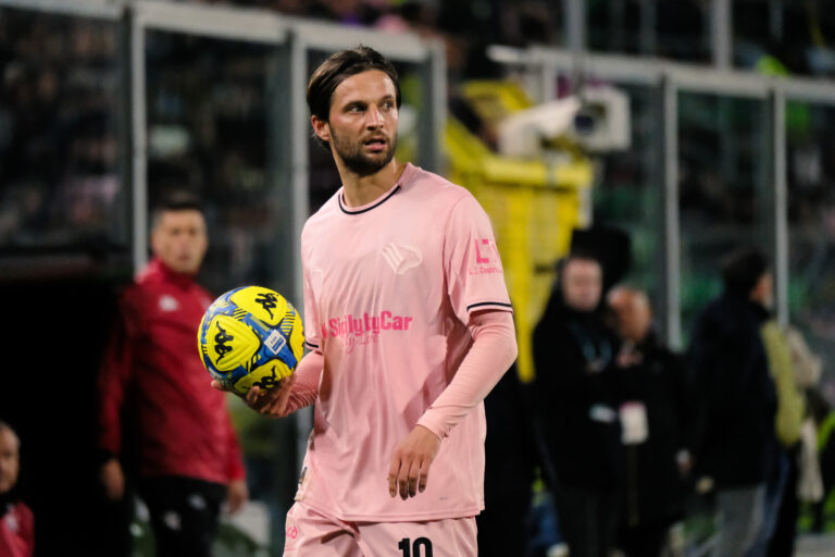 Palermo, Italy, 18 January 2026. Renzo Barbera Stadium, Palermo vs Spezia, match valid for the 2025/2026 Serie B championship. In the photo: Bartosz Bereszynski (Palermo FC) (Photo by Federico Serra/IPA Sport / ipa-agency.net/IPA/Sipa USA)
2026.01.18 Palermo
pilka nozna 2. liga wloska
Palermo FC - Spezia Calcio
Foto IPA/SIPA USA/PressFocus

!!! POLAND ONLY !!!