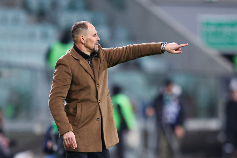 2026.02.28 Wroclaw
pilka nozna Betlic 1 liga sezon 2025/2026
Slask Wroclaw - Chrobry Glogow
N/z Ante Simundza (trener, head coach)
Foto Pawel Andrachiewicz / PressFocus

2026.02.28 Wroclaw
Football - Betlic First League season 2025/2026
Slask Wroclaw - Chrobry Glogow
Ante Simundza (trener, head coach)
Credit: Pawel Andrachiewicz / PressFocus