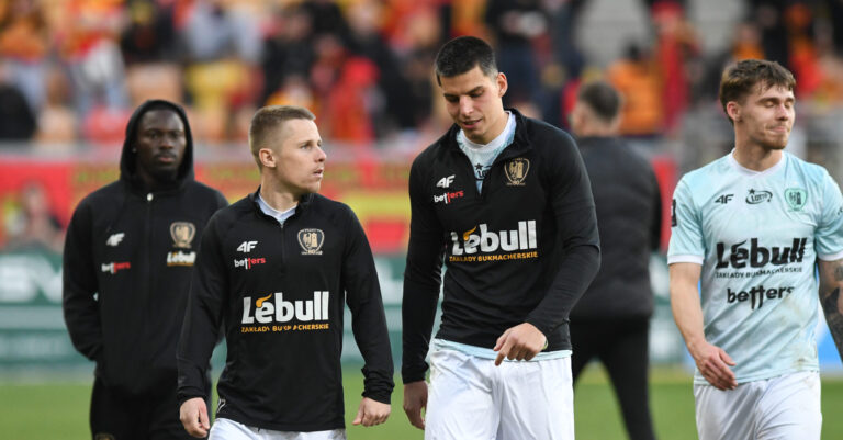 2026.03.14 Bialystok  Pilka nozna PKO Ekstraklasa sezon 2025/2026 25. kolejka rozgrywek Jagiellonia Bialystok (zolto-czerwone) - Piast Gliwice N/z koniec meczu (L-P) Ema Twumasi Grzegorz Tomasiewicz German Barkovskiy Igor Drapinski Foto Michal Kosc / PressFocus 
2026.03.14 Bialystok Football Polish PKO Ekstraklasa season 2025/2026 Jagiellonia Bialystok - Piast Gliwice Credit Michal Kosc / PressFocus