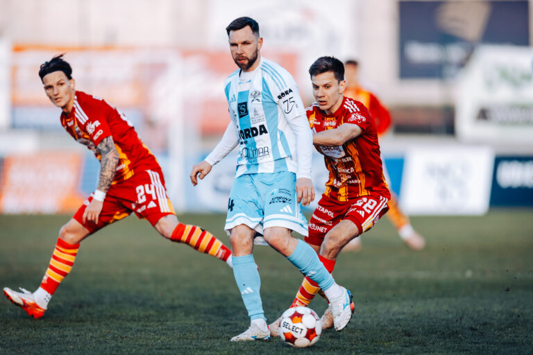 2026.04.10 Chojnice Pilka Nozna Betclic 2 liga sezon 2025/2026 Mecz Chojniczanka Chojnice - Swit Szczecin N/z Mikolaj Lebedynski Oleksiy Bykov Foto Piotr Matusewicz / PressFocus

2026.04.10 Chojnice
Football Polish second division season 2025/2026
Chojniczanka Chojnice - Swit Szczecin
Mikolaj Lebedynski Oleksiy Bykov
Credit: Piotr Matusewicz / PressFocus
