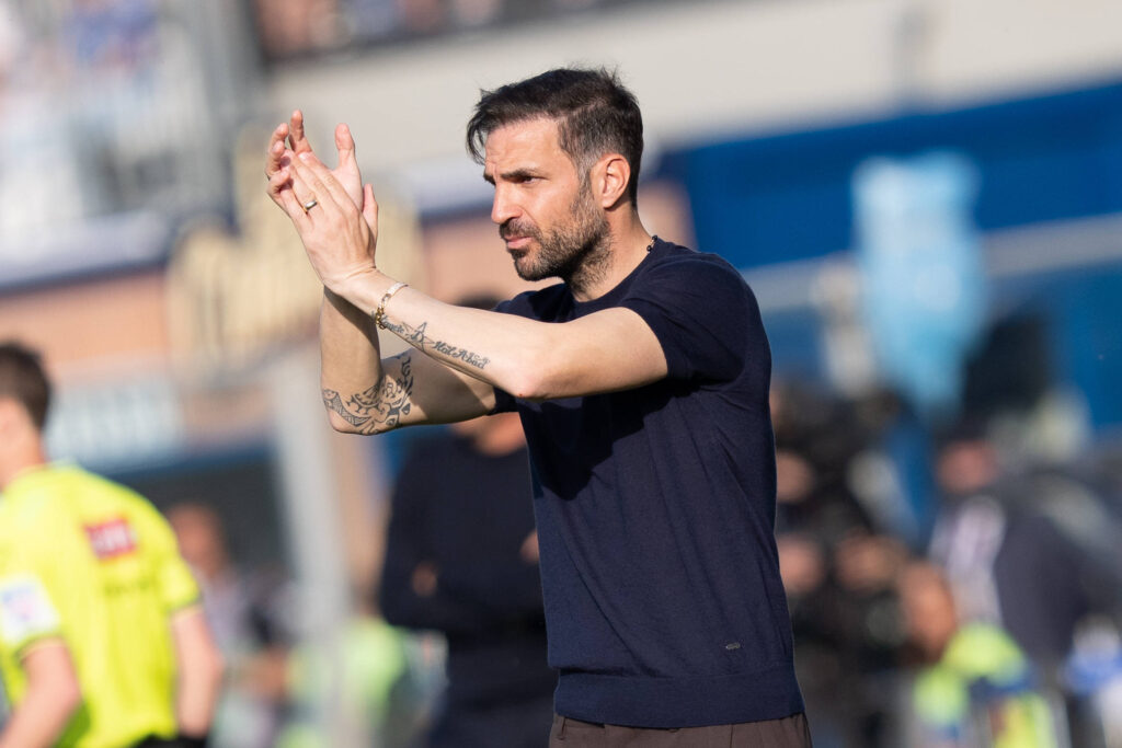 Como 1907 v SSC Napoli - Serie A Enilive Cesc Fabregas Head Coach of Como 1907 gestures during the serie Serie A Enilive match between Como 1907 and SSC Napoli at Stadio Giuseppe Sinigaglia on May 2, 2026 in Como, Italy Como Stadio Giuseppe Sinigaglia Lombardia Italy Copyright: xGiuseppexMaffiax 260502_SerieA_Como-Napoli_GM_06692
2026.05.02 Como
pilka nozna , liga wloska
Como 1907 - SSC Napoli
Foto IMAGO/PressFocus

!!! POLAND ONLY !!!