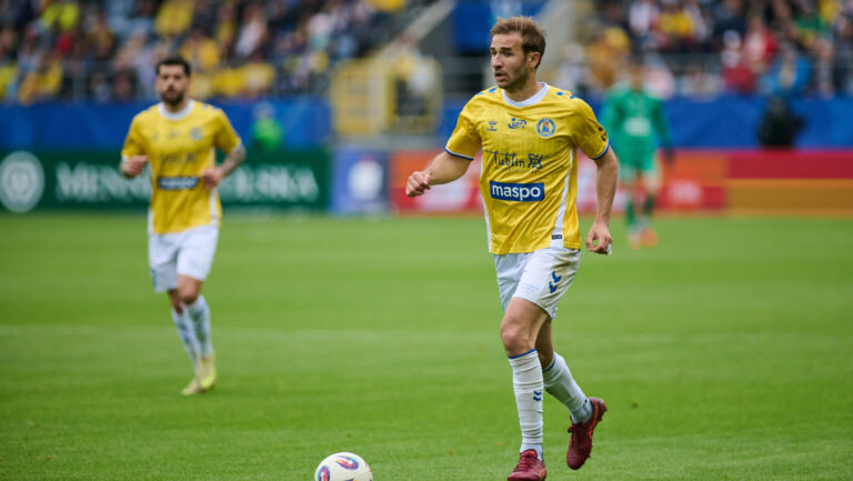 2026.05.16 Lublin pilka nozna PKO Ekstraklasa sezon 2025/2026 
Motor Lublin - Cracovia
N/z Sergi Samper
Foto Ireneusz Wnuk / PressFocus

2026.05.16 Lublin Football - Polish PKO Ekstraklasa season 2025/2026 
Motor Lublin - Cracovia
Sergi Samper
Credit: Ireneusz Wnuk / PressFocus